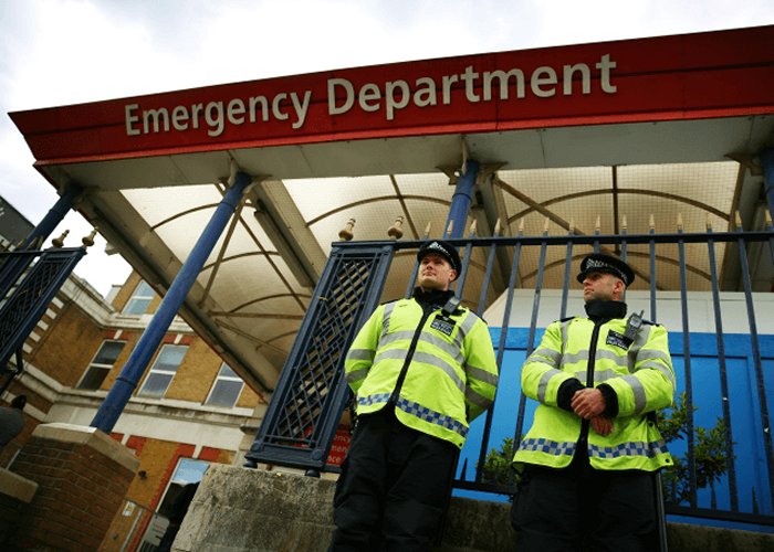 UK Doctors Ban Father from Seeing Child Who Is ‘As Near to Death As Possible to Get’